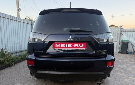 Mitsubishi Outlander III рестайлинг 3, 2010 год, 900 000 рублей, 2 фотография