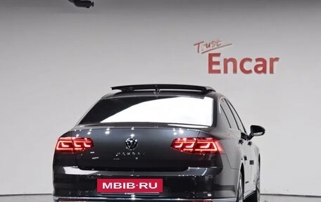 Volkswagen Passat B8 рестайлинг, 2022 год, 1 933 000 рублей, 3 фотография