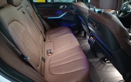 BMW X5, 2018 год, 6 200 000 рублей, 11 фотография