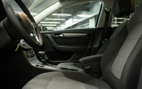 Volkswagen Passat B7, 2011 год, 1 150 000 рублей, 8 фотография