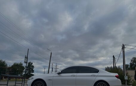 BMW 5 серия, 2014 год, 1 875 000 рублей, 9 фотография