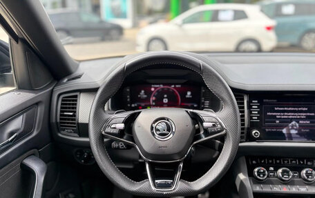 Skoda Kodiaq I, 2023 год, 3 910 000 рублей, 8 фотография
