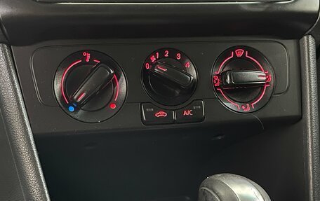 Volkswagen Polo VI (EU Market), 2015 год, 909 000 рублей, 14 фотография