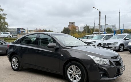 Chevrolet Cruze II, 2013 год, 690 000 рублей, 4 фотография