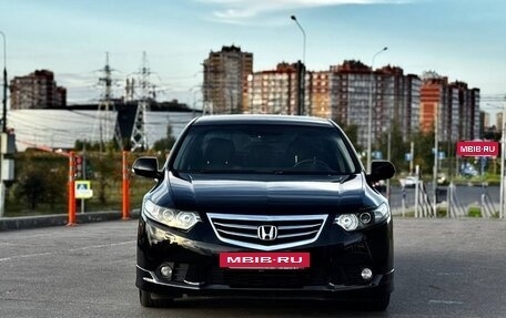 Honda Accord VIII рестайлинг, 2012 год, 1 645 000 рублей, 3 фотография