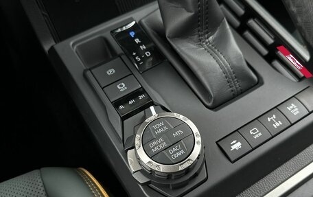 Toyota Tacoma, 2025 год, 10 990 000 рублей, 23 фотография