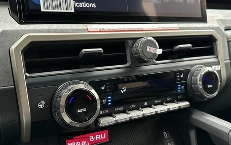 Toyota Tacoma, 2025 год, 10 990 000 рублей, 25 фотография