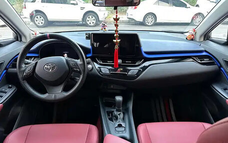 Toyota C-HR I рестайлинг, 2024 год, 2 830 070 рублей, 5 фотография