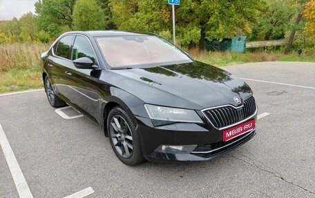 Skoda Superb III рестайлинг, 2015 год, 1 950 000 рублей, 1 фотография