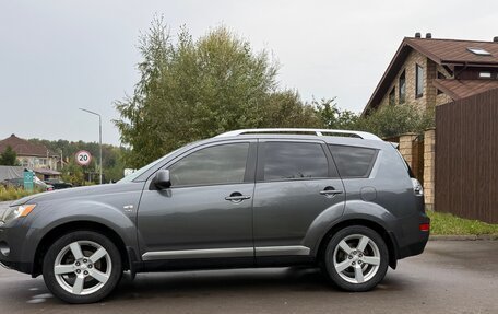 Mitsubishi Outlander III рестайлинг 3, 2007 год, 890 000 рублей, 5 фотография
