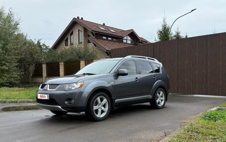 Mitsubishi Outlander III рестайлинг 3, 2007 год, 890 000 рублей, 4 фотография