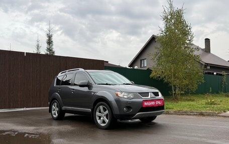 Mitsubishi Outlander III рестайлинг 3, 2007 год, 890 000 рублей, 3 фотография