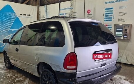 Dodge Caravan III, 2000 год, 220 000 рублей, 4 фотография