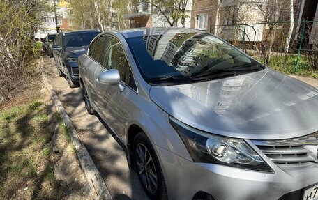 Toyota Avensis III рестайлинг, 2012 год, 1 400 000 рублей, 2 фотография