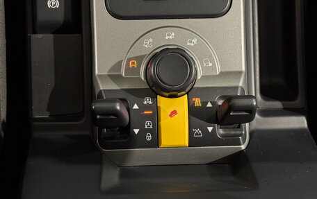 Land Rover Discovery III, 2008 год, 800 000 рублей, 15 фотография