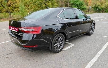 Skoda Superb III рестайлинг, 2015 год, 1 950 000 рублей, 4 фотография