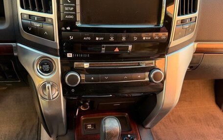 Toyota Land Cruiser 200, 2015 год, 4 300 000 рублей, 11 фотография