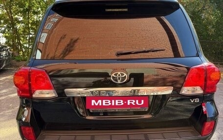 Toyota Land Cruiser 200, 2015 год, 4 300 000 рублей, 4 фотография