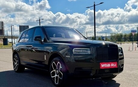 Rolls-Royce Cullinan, 2021 год, 32 490 000 рублей, 1 фотография