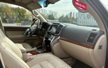 Toyota Land Cruiser 200, 2013 год, 3 670 000 рублей, 2 фотография