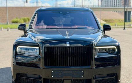 Rolls-Royce Cullinan, 2021 год, 32 490 000 рублей, 7 фотография