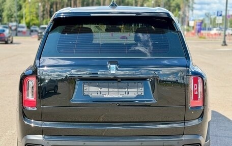 Rolls-Royce Cullinan, 2021 год, 32 490 000 рублей, 8 фотография