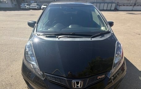 Honda Fit III, 2011 год, 850 000 рублей, 6 фотография
