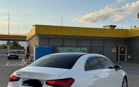Mercedes-Benz A-Класс, 2023 год, 1 975 000 рублей, 6 фотография
