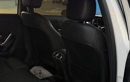 Mercedes-Benz A-Класс, 2023 год, 1 975 000 рублей, 11 фотография