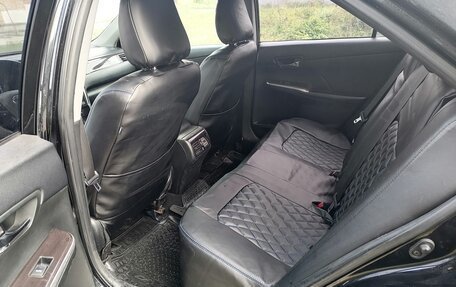 Toyota Camry, 2018 год, 1 300 000 рублей, 6 фотография