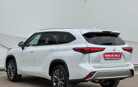 Toyota Highlander, 2026 год, 5 300 000 рублей, 6 фотография