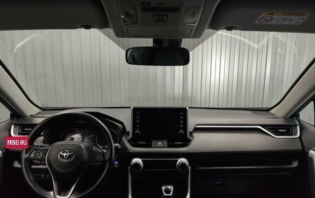 Toyota RAV4, 2020 год, 2 979 000 рублей, 8 фотография