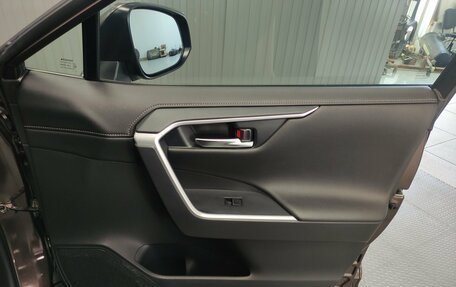Toyota RAV4, 2020 год, 2 979 000 рублей, 16 фотография