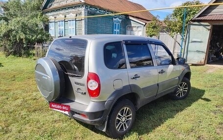 Chevrolet Niva I рестайлинг, 2010 год, 429 000 рублей, 6 фотография