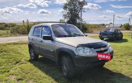 Chevrolet Niva I рестайлинг, 2010 год, 429 000 рублей, 4 фотография
