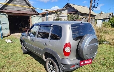 Chevrolet Niva I рестайлинг, 2010 год, 429 000 рублей, 8 фотография