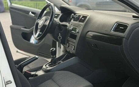 Volkswagen Jetta VI, 2012 год, 600 000 рублей, 9 фотография