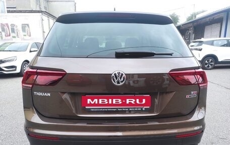 Volkswagen Tiguan II, 2017 год, 2 022 000 рублей, 3 фотография