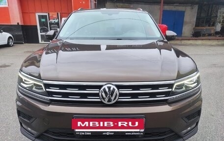 Volkswagen Tiguan II, 2017 год, 2 022 000 рублей, 10 фотография