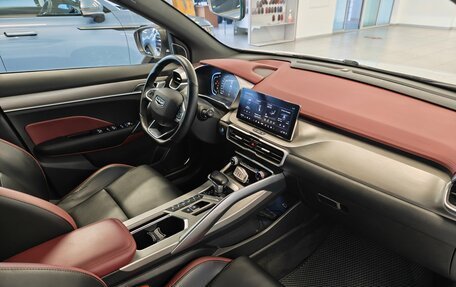 Geely Coolray I, 2023 год, 1 815 000 рублей, 8 фотография