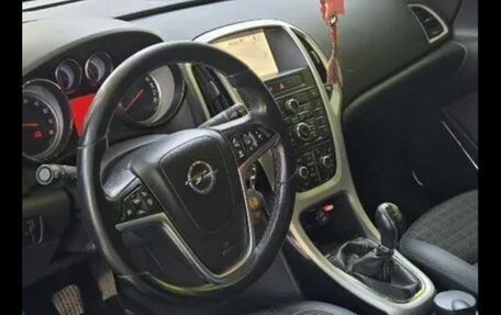 Opel Astra J, 2012 год, 800 000 рублей, 4 фотография