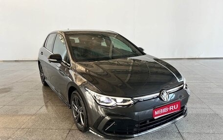 Volkswagen Golf VIII, 2024 год, 1 900 000 рублей, 1 фотография