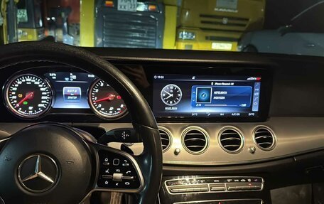 Mercedes-Benz E-Класс, 2019 год, 2 251 500 рублей, 9 фотография