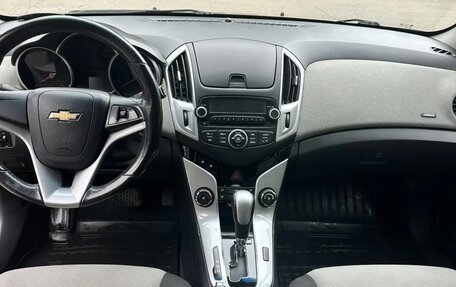 Chevrolet Cruze II, 2013 год, 580 000 рублей, 4 фотография
