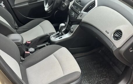 Chevrolet Cruze II, 2013 год, 580 000 рублей, 7 фотография