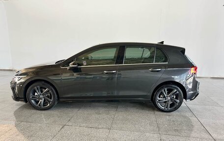 Volkswagen Golf VIII, 2024 год, 1 900 000 рублей, 28 фотография