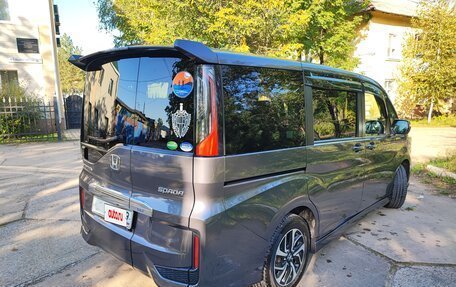 Honda Stepwgn IV, 2020 год, 2 400 000 рублей, 6 фотография