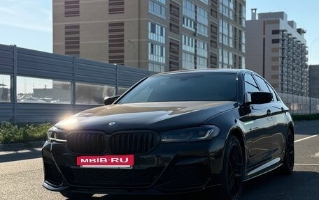 BMW 5 серия, 2019 год, 3 000 000 рублей, 2 фотография