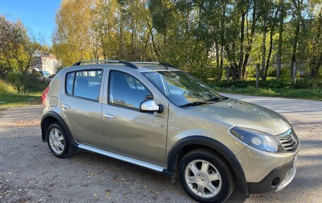 Renault Sandero I, 2012 год, 785 000 рублей, 2 фотография