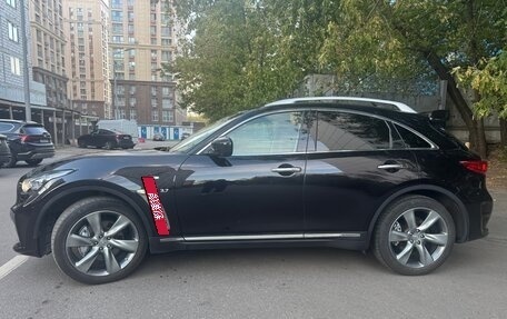Infiniti QX70, 2015 год, 2 950 000 рублей, 4 фотография